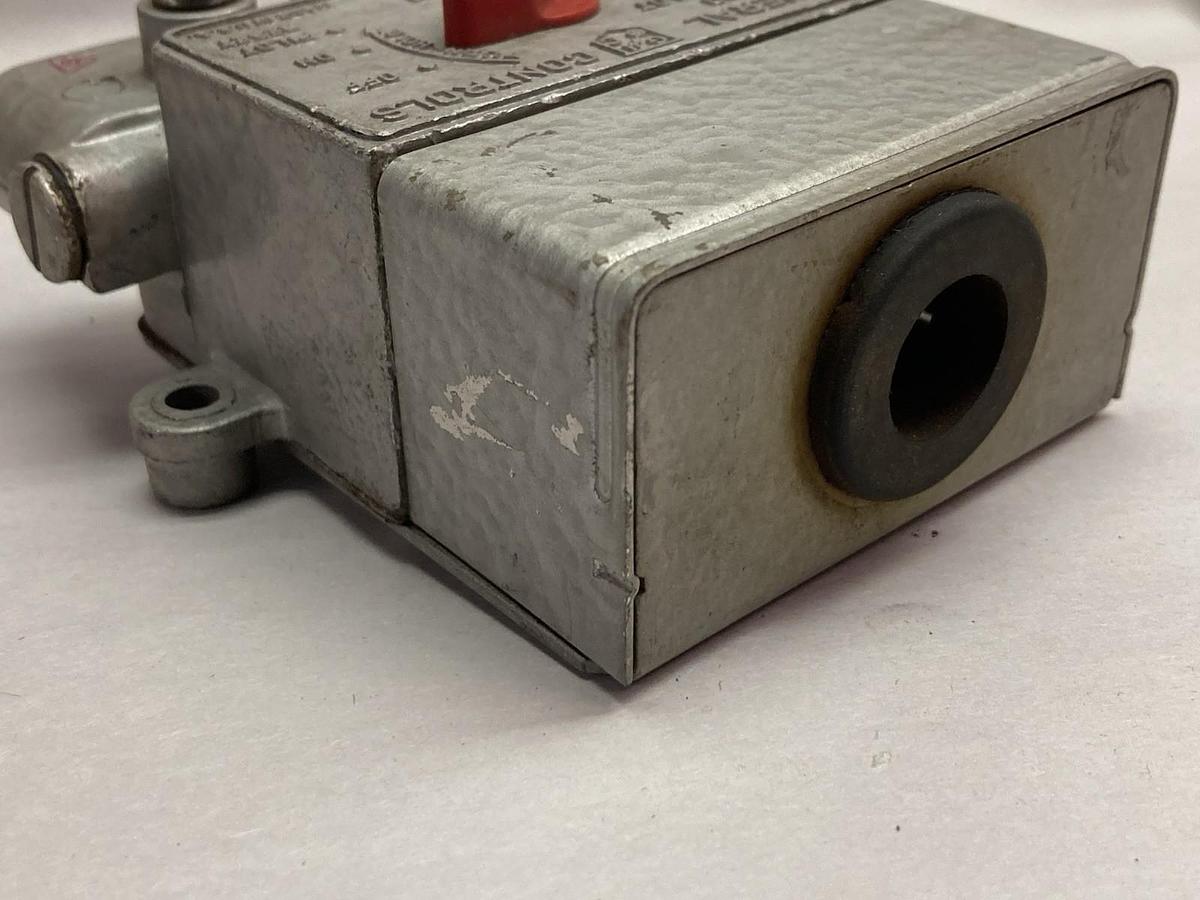 Used ITT General Controlsm,A-100G743,Thermopilot Relay Manual Reset 115/230V