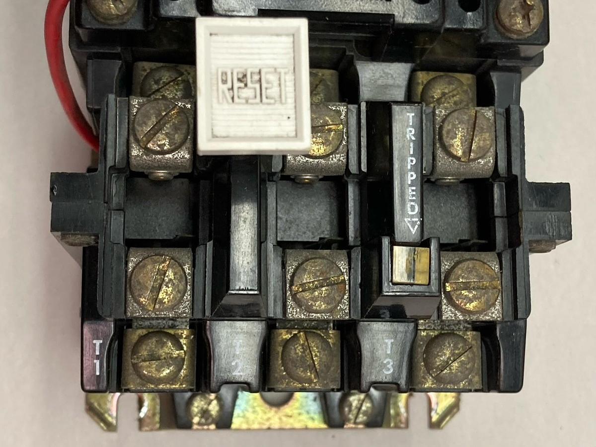 Used Allen-Bradley,509-B0D,Ser B Starter Nema Size 1 27A Max