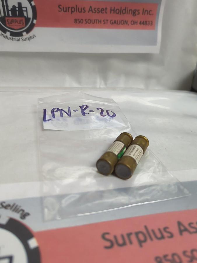 Used COOPER BUSSMANN,LPN-20,LOW-PEAK 20 AMP FUSE LOT OF 2 PRE-OWNED