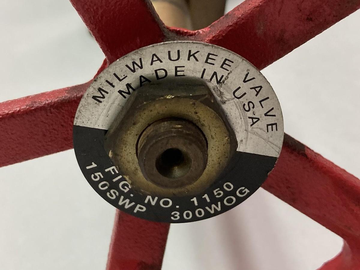Milwaukee Valve,1150 2-1/2 Inch,Threaded Globe Valve 150 SWP 300 WOG