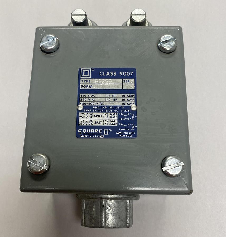 Square D,9007BB229,Heavy Duty Limit Switch NOS