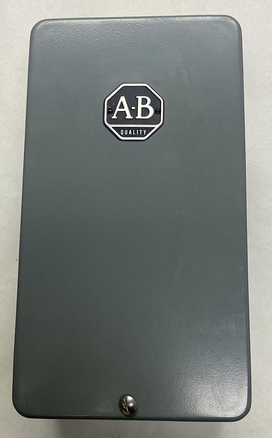 ALLEN BRADLEY,700-BXL441A1,SER A AC RELAY WITH ENNCLOSURE NEW NO BOX