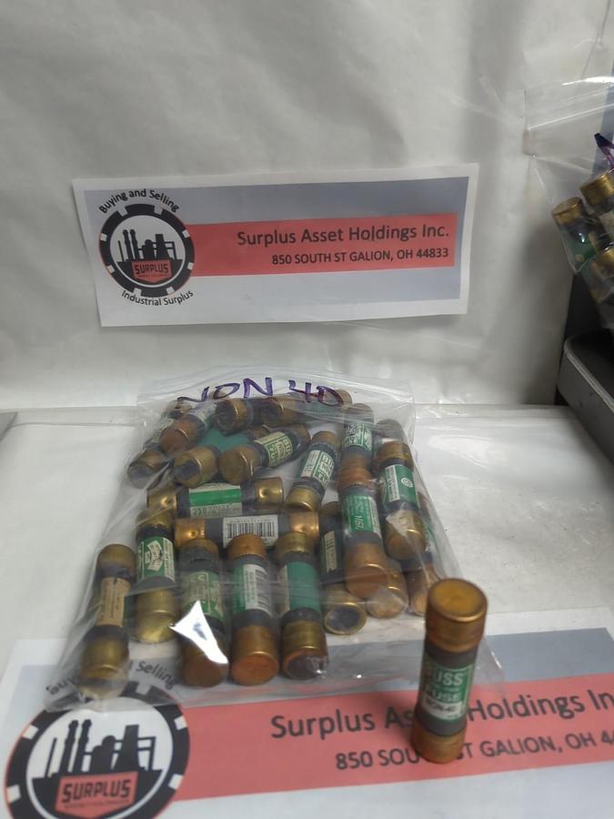 Used COOPER BUSSMANN,NON40,ONE TIME FUSE 40 AMP LOT OF 23 PRE-OWNED