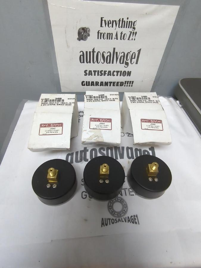 MARSH BELLOFRAM,J5042,GAUGE 2-1/2 IN STD-C  1/8 IN NPT  0/30 PSI &KPA LOT OF 3
