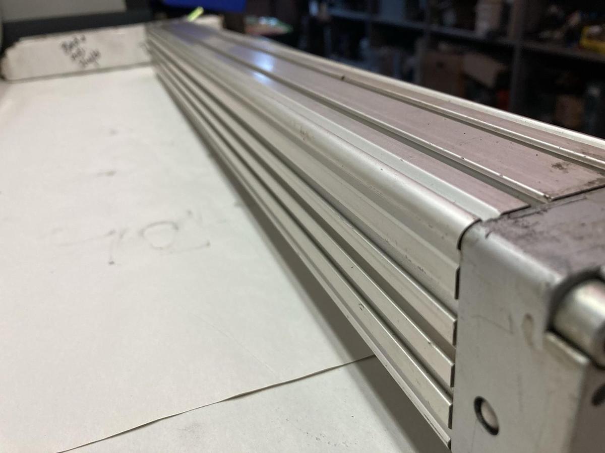 Used Festo,DGP-40-483-PPVAB,Linear Actuator 8bar 120psi