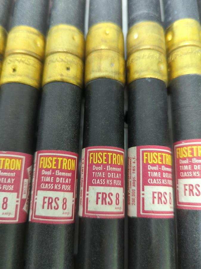 FUSETRON,FRS-8,FUSE 8 AMP LOT OF 17 NOS