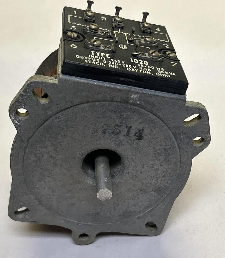 Used STACO,1020,AUTOTRANSFORMER .98KVA 3.5A