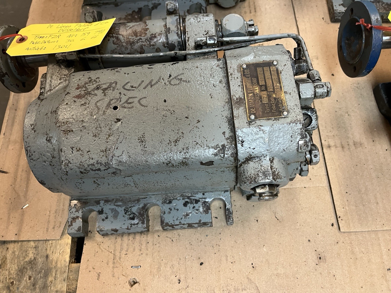 Used DE LIMON FLUHME,FZR 159-746,CENTRAL GREASE PLUNGER PUMP