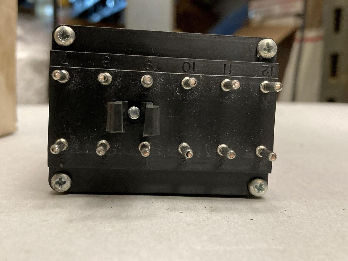 Used Red Lion,PRA1-3011,Relay Module