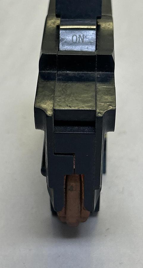 Used FEDERAL PACIFIC,NA115,CIRCUIT BREAKER 15A 120/240V 1P