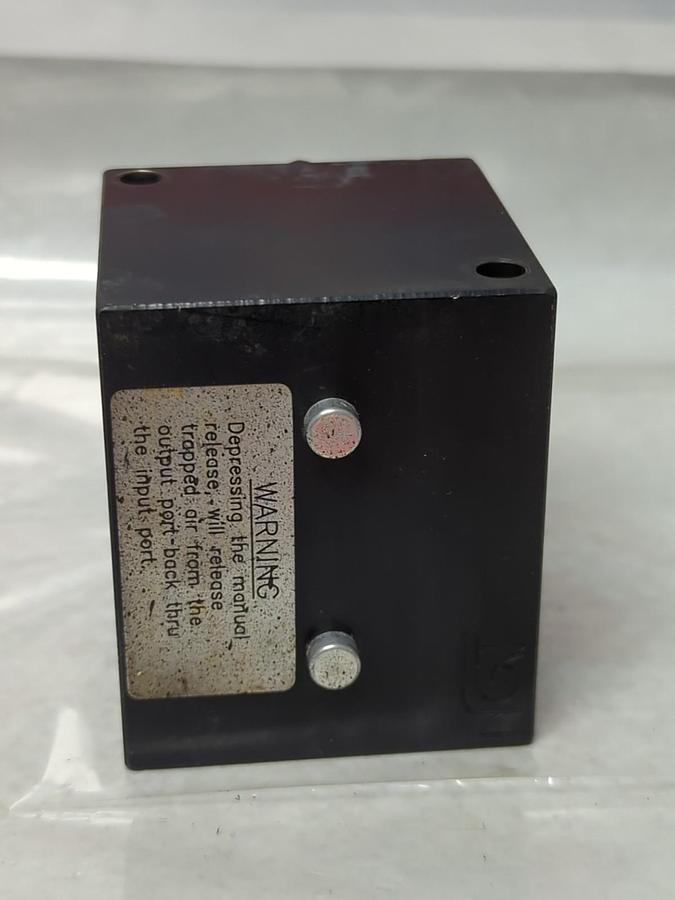 Used NGT,D6COM,PNEUMATIC CHECK VALVE 120PSI 150F 3/8 INCH NPT PRE-OWNED