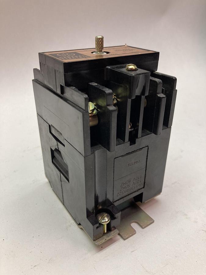 General Electric,CR120B 022,Industrial Relay 600V
