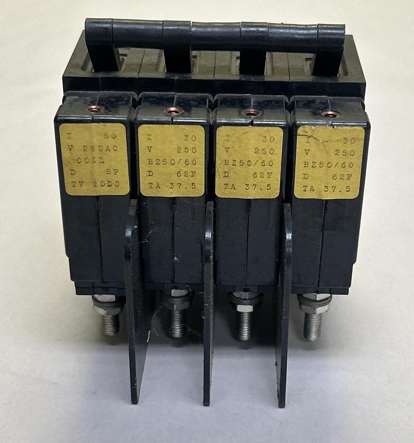 Used AIRPAX,205-1114-5355-1,CIRCUIT BREAKER 10A 250V