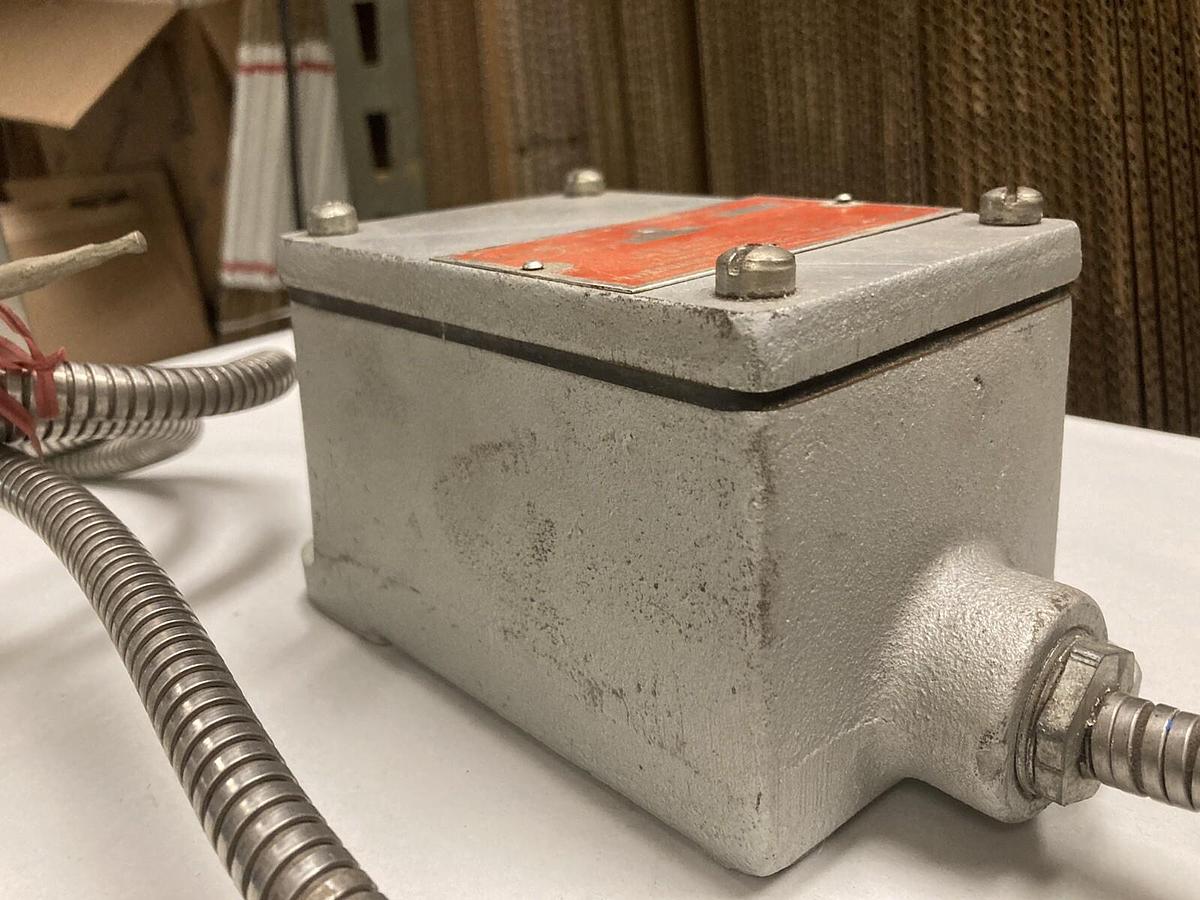 Therman,E4-35235,N-1E Thermostat