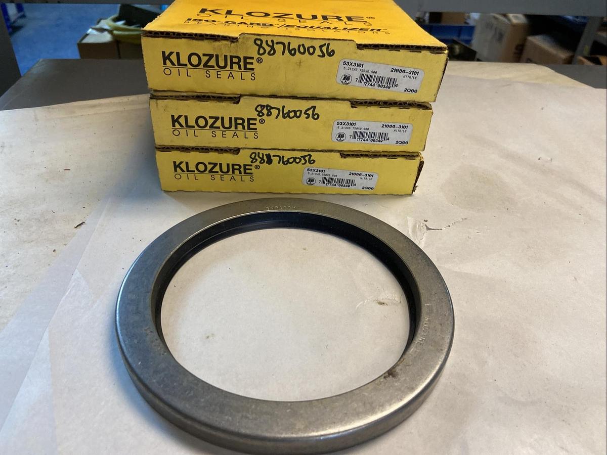 Used Garlock Klozure,53x3101 21086-3101,OIL SEAL 5.313x6.750x0.50 Lot of 3