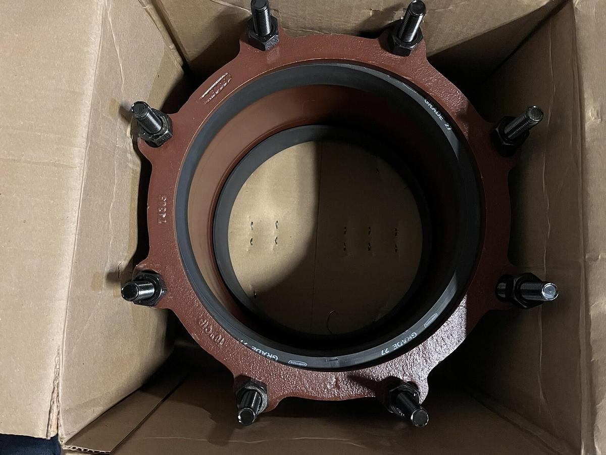 Used Dresser,0138-0009-013,Pipe Coupling 10 inch