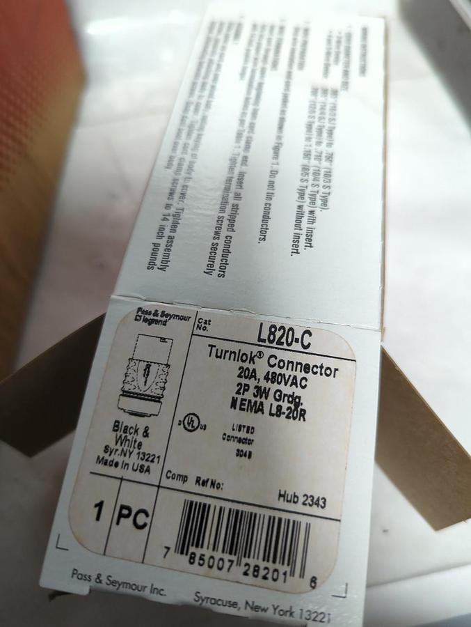 PASS & SEYMOUR,L820-C,TURNLOK CONNECTOR NEMA L8-20R 20A 480VAC LOT OF 3 NOS
