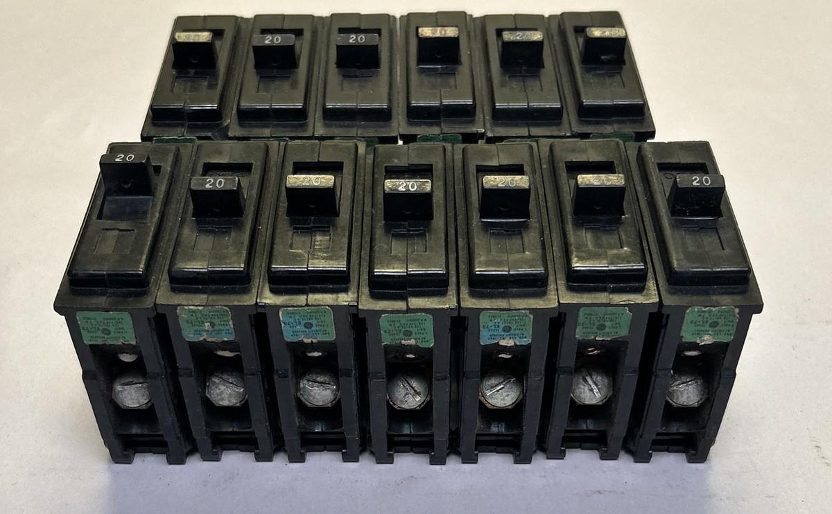 Used GENERAL ELECTRIC,TQL1120,CIRCUIT BREAKER 20A 120/240V 1P LOT OF 13