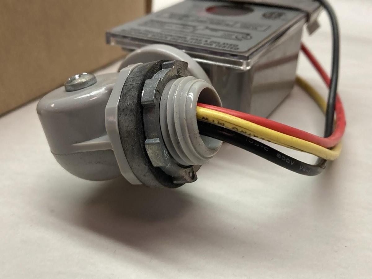 Precision Lumatrol Photocontrol,ST-19,Outdoor Lighting 480V 50/60Hz 1800VA