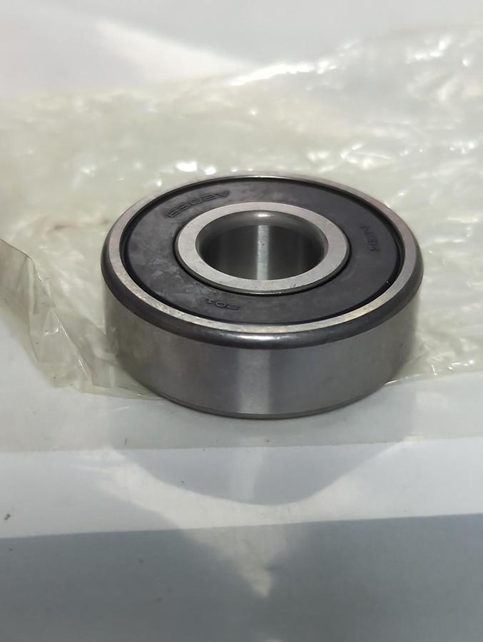 NSK,6302VVC3,DEEP GROOVE BALL BEARING 15X42X13MM NOS