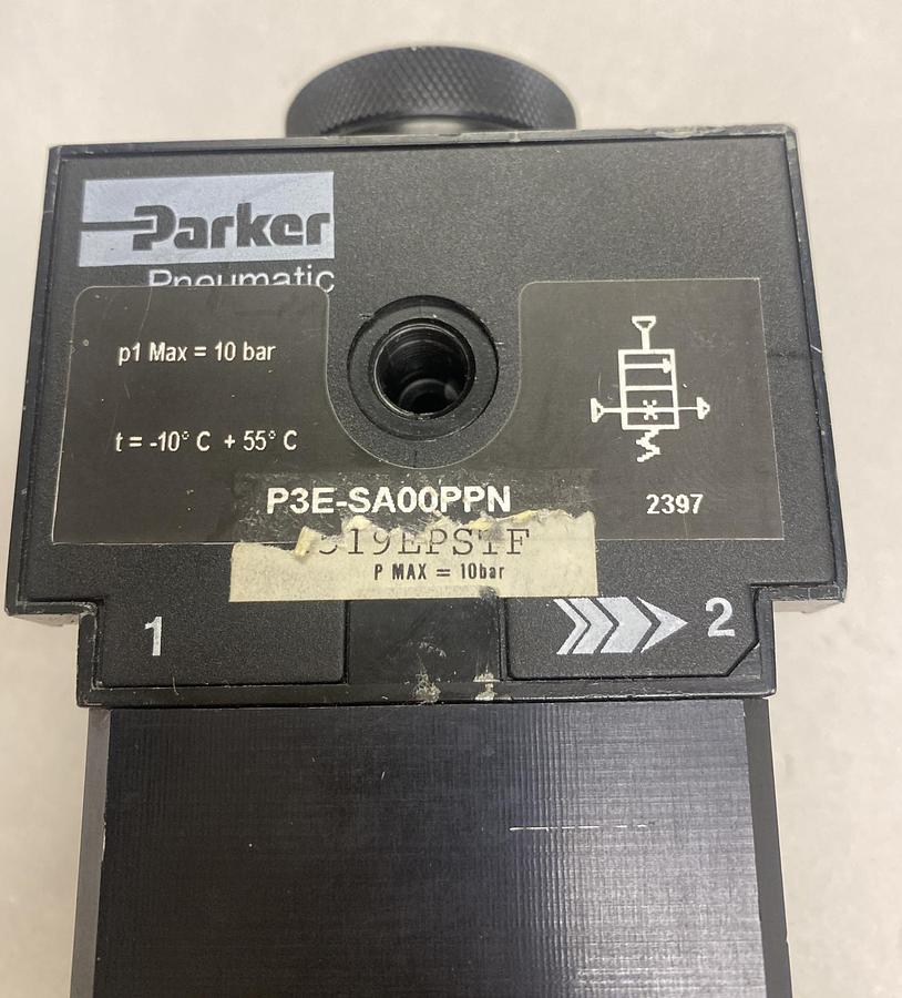 PARKER,P3ESA00PPN,VALVE NEW NO BOX