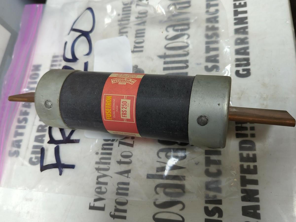 COOPER BUSSMANN,FRS-250,FUSETRON 250 AMP DUAL ELEMENT FUSE NOS
