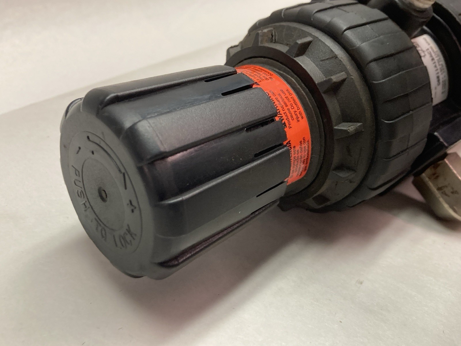 Used Parker,06E11A13AC1,Filter/Regulator 1/4 Inch 150PSI