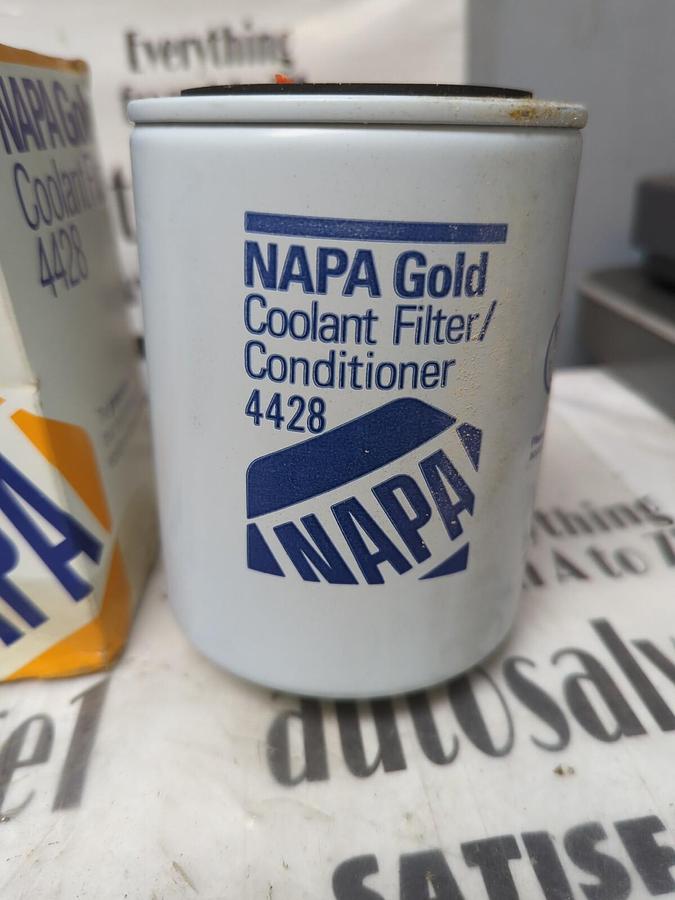 Used NAPA GOLD,4428,COOLANT FILTER ELEMENT NEW