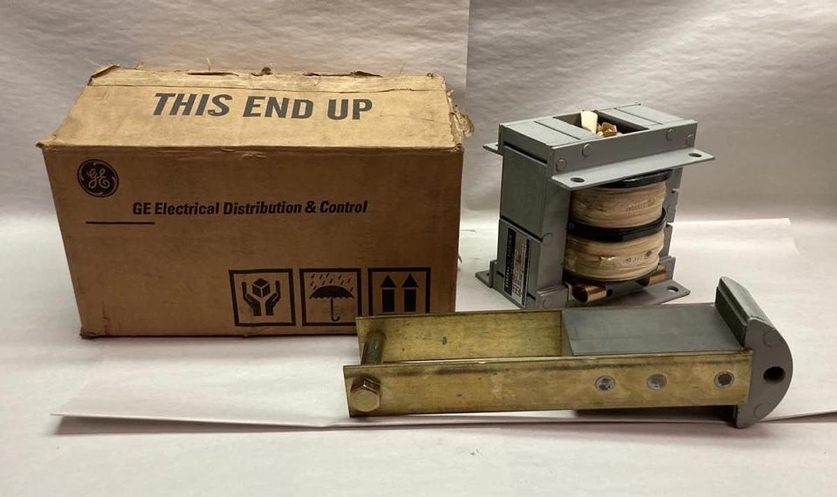 Used General Electric,CR9503213CAF254,Inductrial Solenoid 120V 60Hz