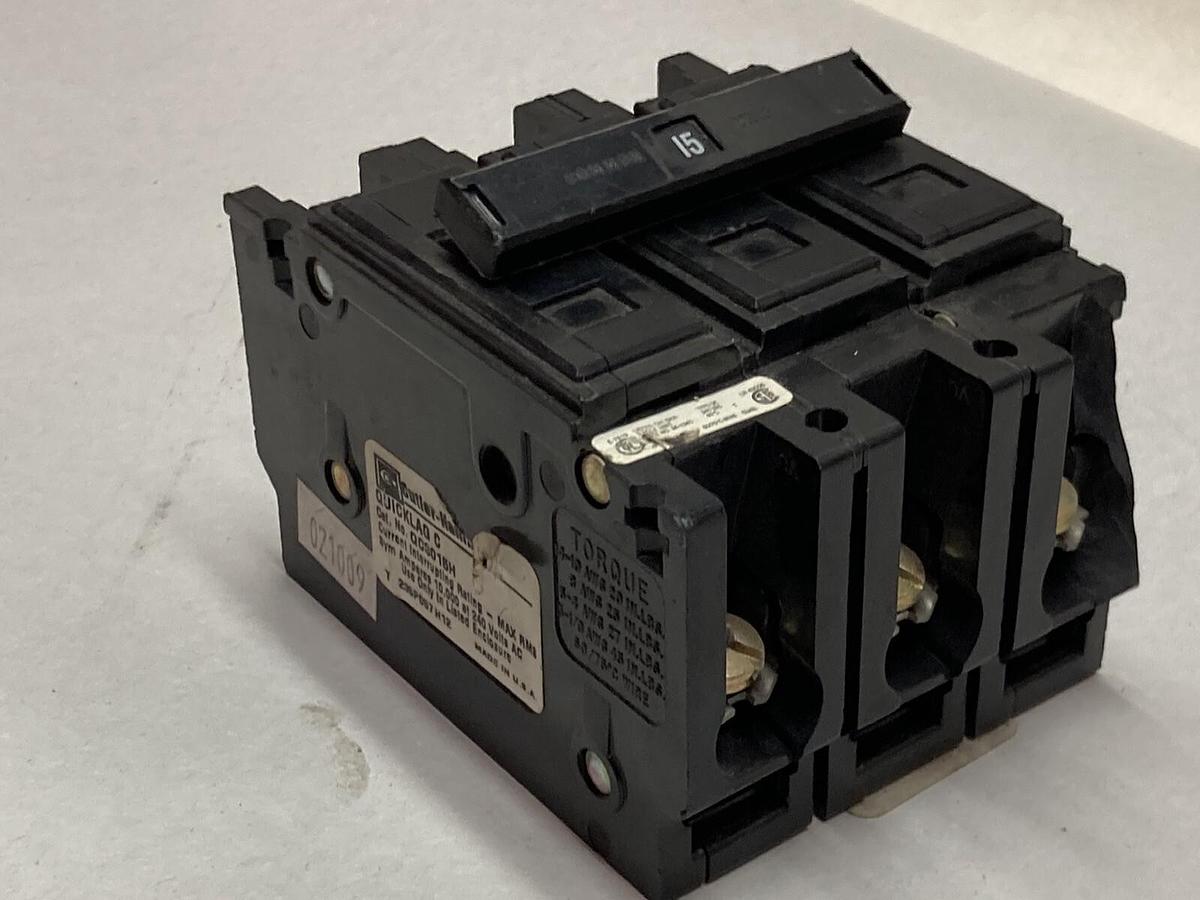 Used Cutler Hammer,QC3015H,Quicklag C 3-Pole Circuit Breaker 240 VAC