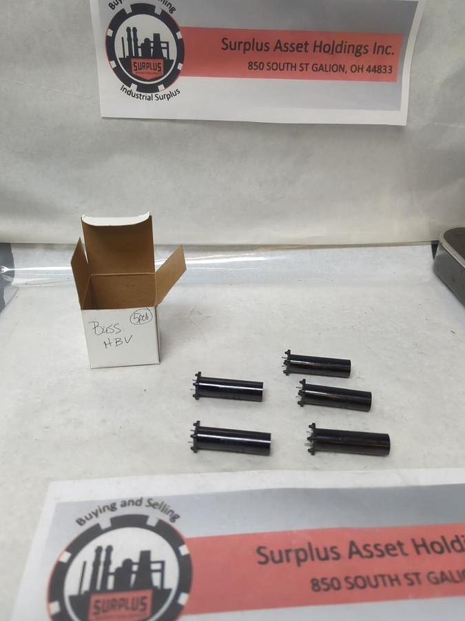 Used BUSS,HBV,VERTICAL MOUNT FUSE HOLDER 12A 250V LOT OF 5 PRE-OWNED