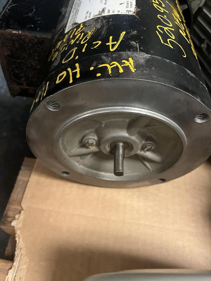 Used MARATHON,151-039-11,AC MOTOR 1/3HP 3PH 3450RPM 56CZ-60