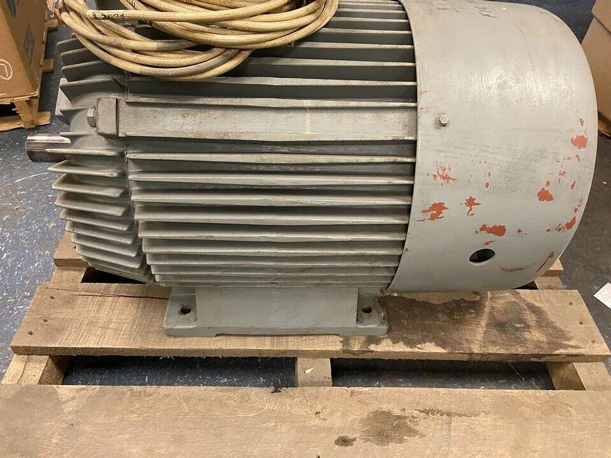 Used Reuland,0750G-1ABN-0009,Motor 75/37.5Hp 1800/900RPM 460V Frame 405TS