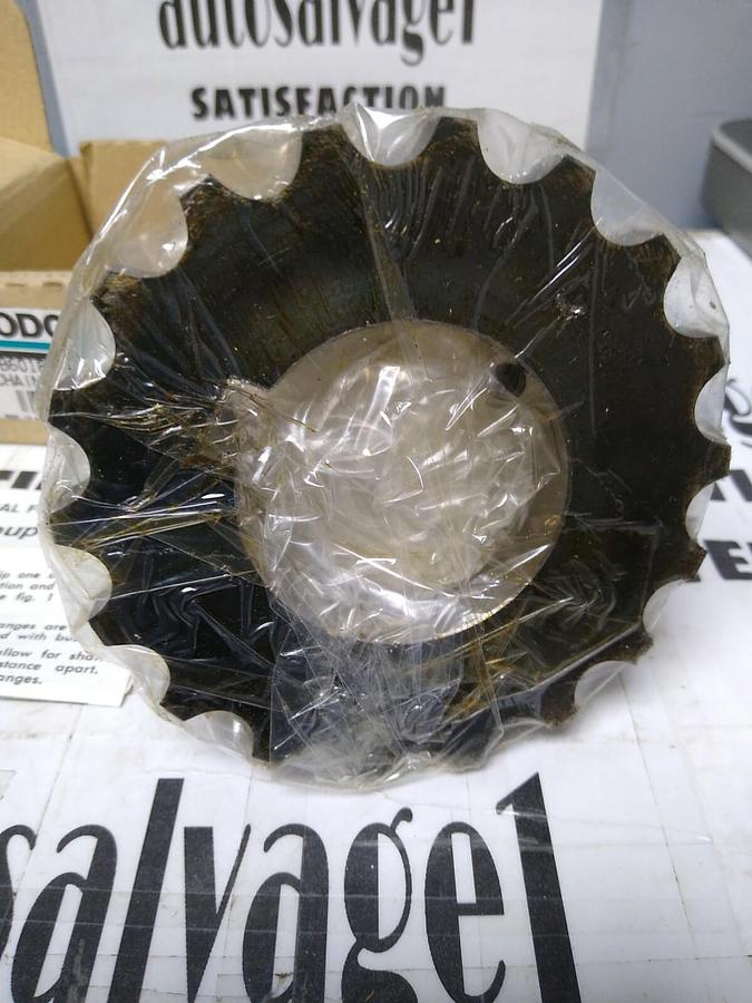 Dodge,099124 FB6018X2 1/8,Chain Coupling Hub-60 chain 18Teeth 2.1250 IN Bore NOS