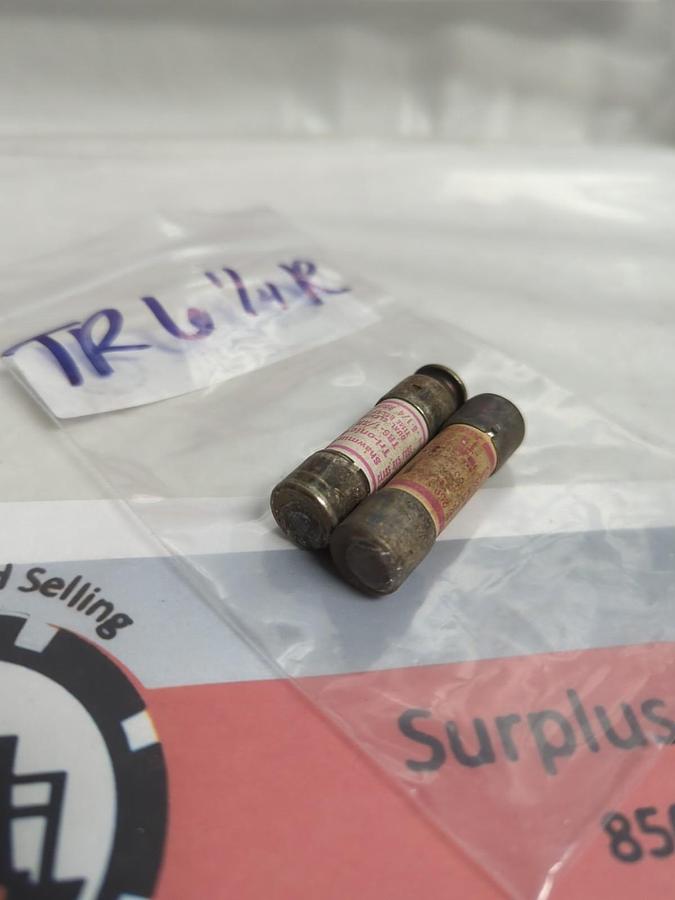 Used GOULD SHAWMUT,TR-6-1/4R,TRI-ONIC 6-1/4 AMP FUSE LOT OF 2 PRE-OWNED