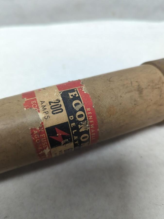 Used ECONOMY,200 AMP,RENEWABLE 200 AMP FUSE PRE-OWNED