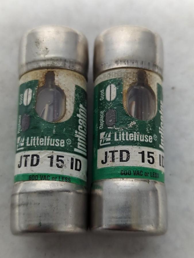 Used LITTELFUSE,JTD15ID,INDICATOR 15 AMP FUSE LOT OF 2 PRE-OWNED