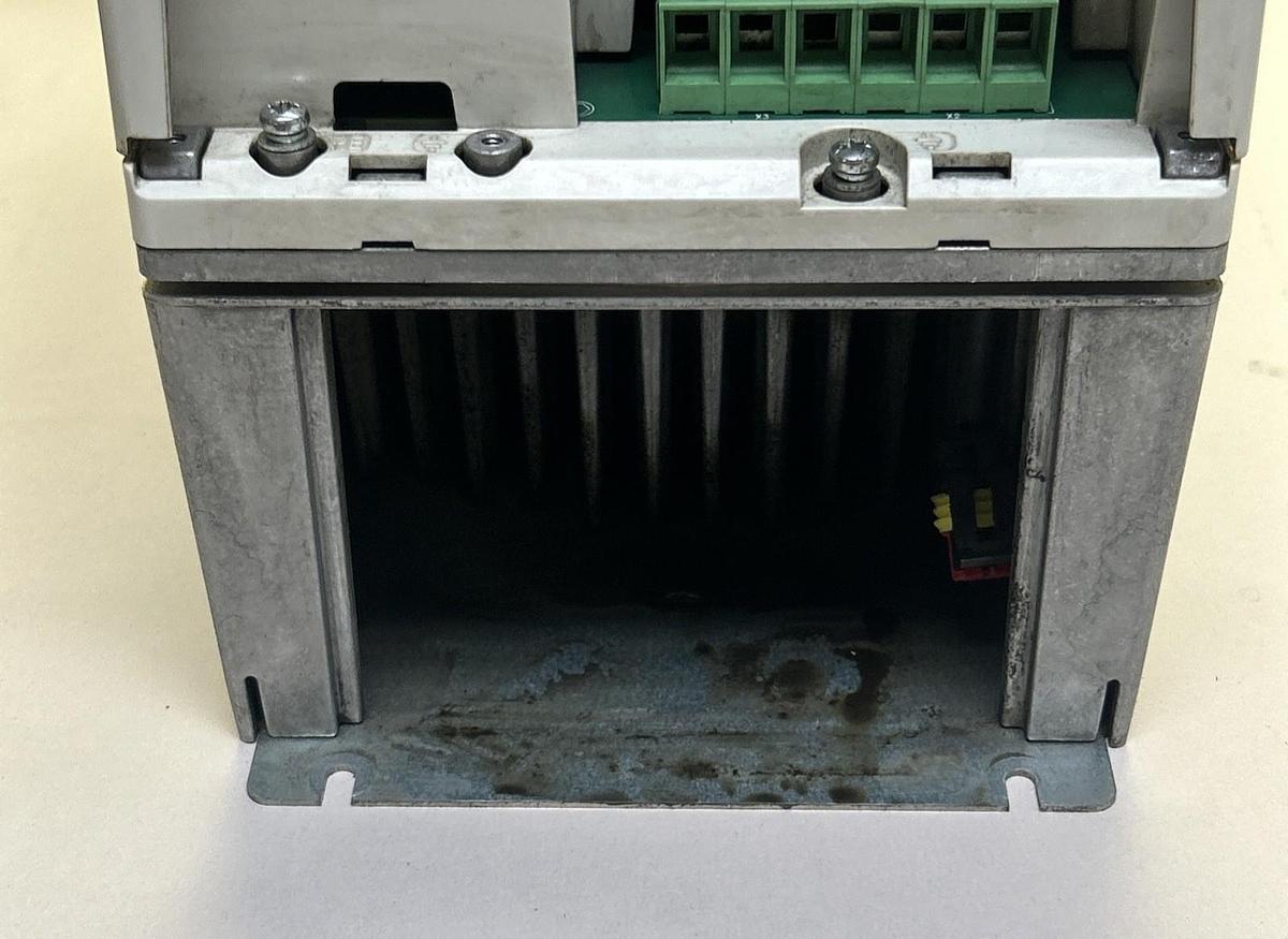 Used ITT PUMP SMART,ACS800-ITTU1-0020-5+P901,VARIABLE FREQUENCY DRIVE 25HP