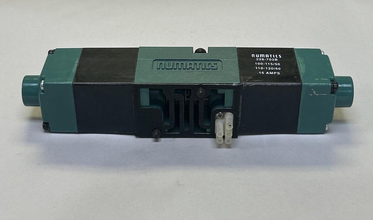 Used NUMATICS,081SS400K000030,SOLENOID VALVE 150 PSIG