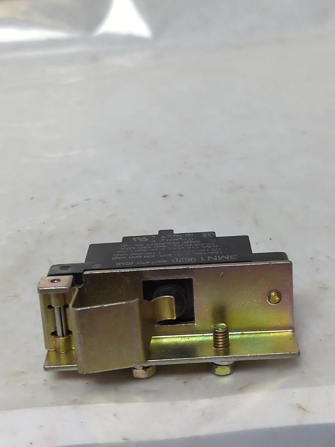 HONEYWELL,3MN1 9620,SNAP ACTION SWITCH 15 AMP NOS