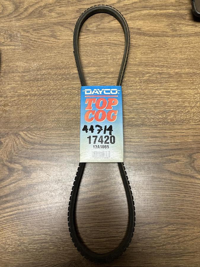 Used Dayco,17420,Top Cog Belt