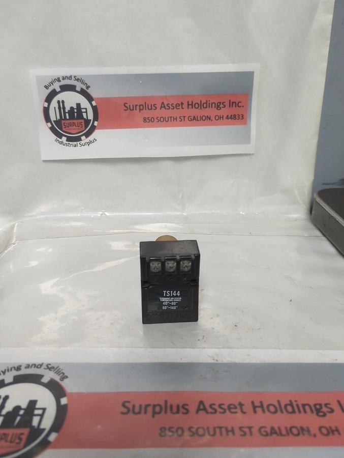 Used MAXITROL SELECTRA,TS144,DISCHARGE AIR SENSOR 40-80°/80-140° PRE-OWNED