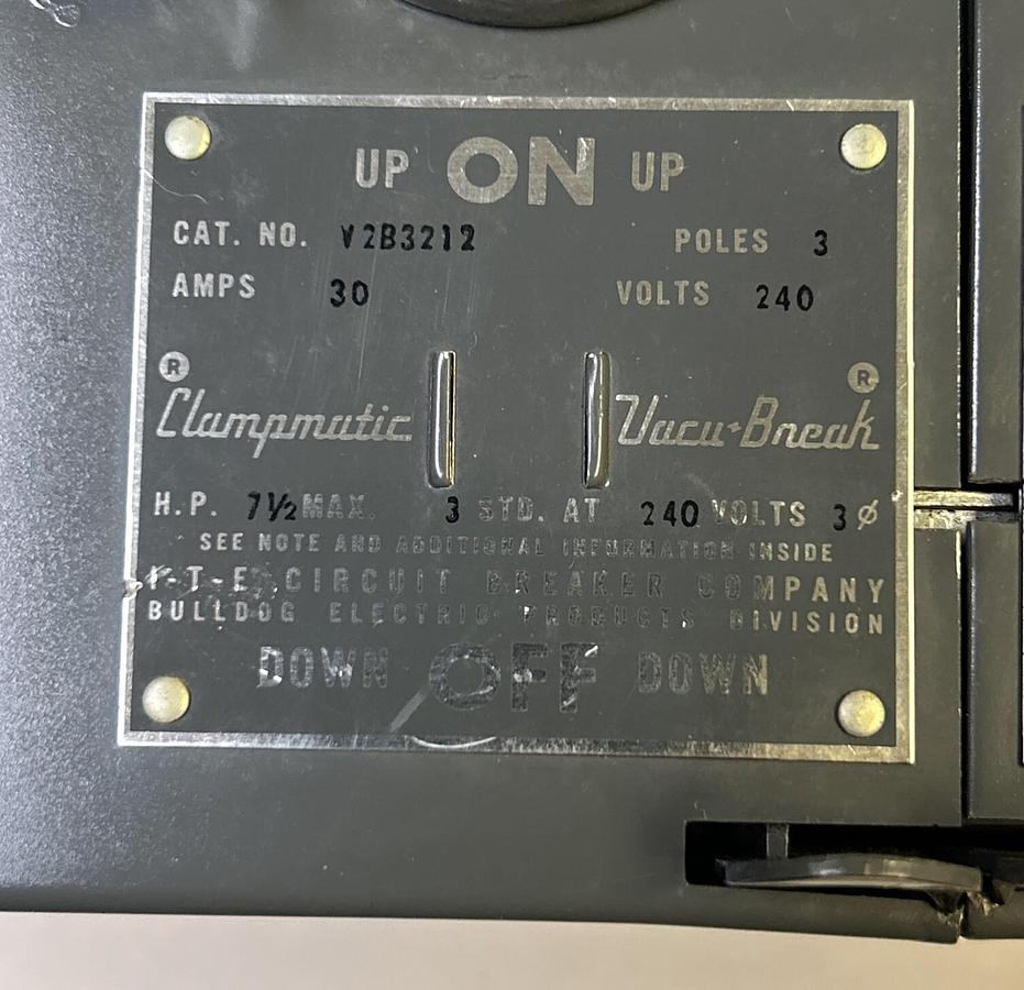 Used ITE,V2B3212,CLAMPAMATIC VACU-BREAK 30A & 60A 240V 3P