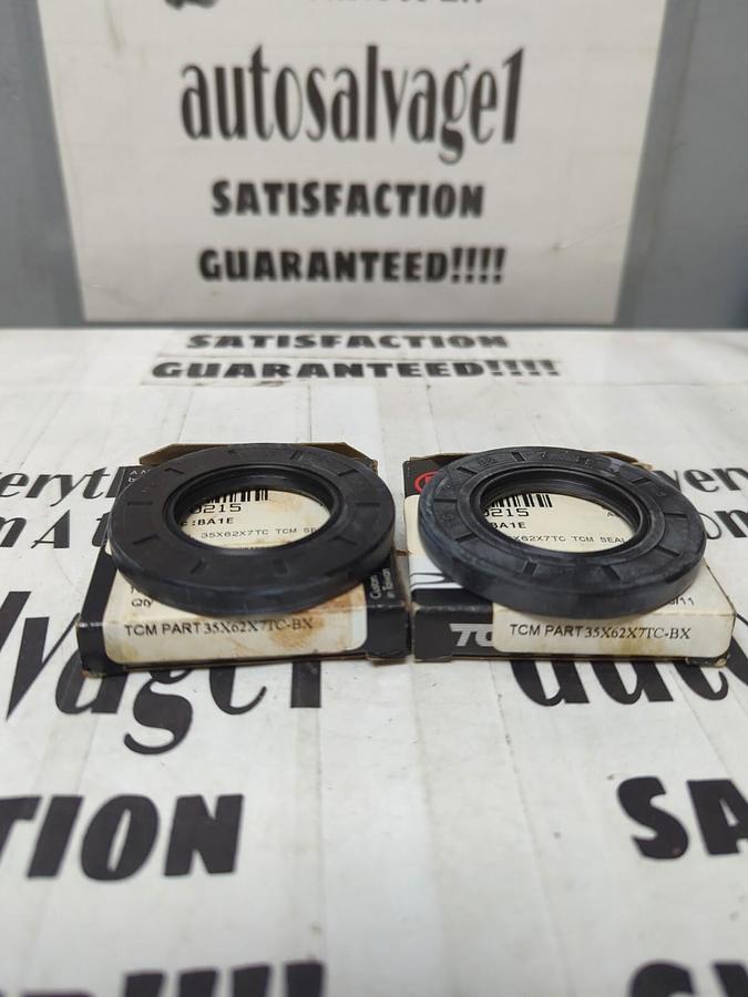 TCM DICHTOMATIK,35X62X7TC-BX,OIL SEALS LOT OF 2  35MM NOS