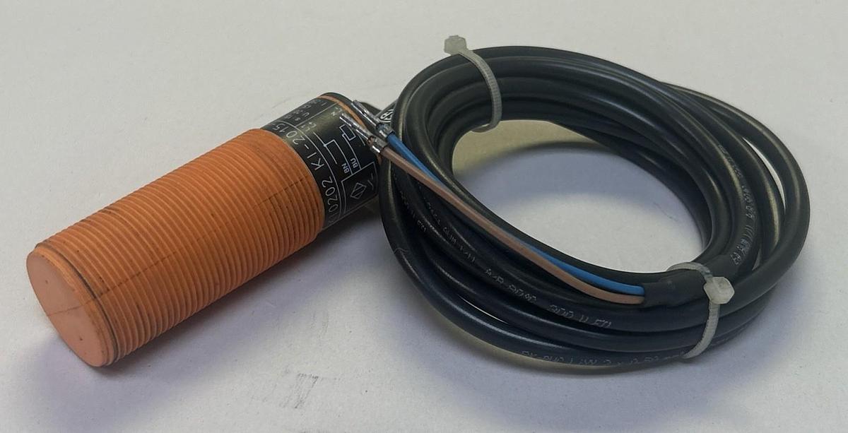 Used IFM EFECTOR,KI0202,PROXIMITY SENSOR
