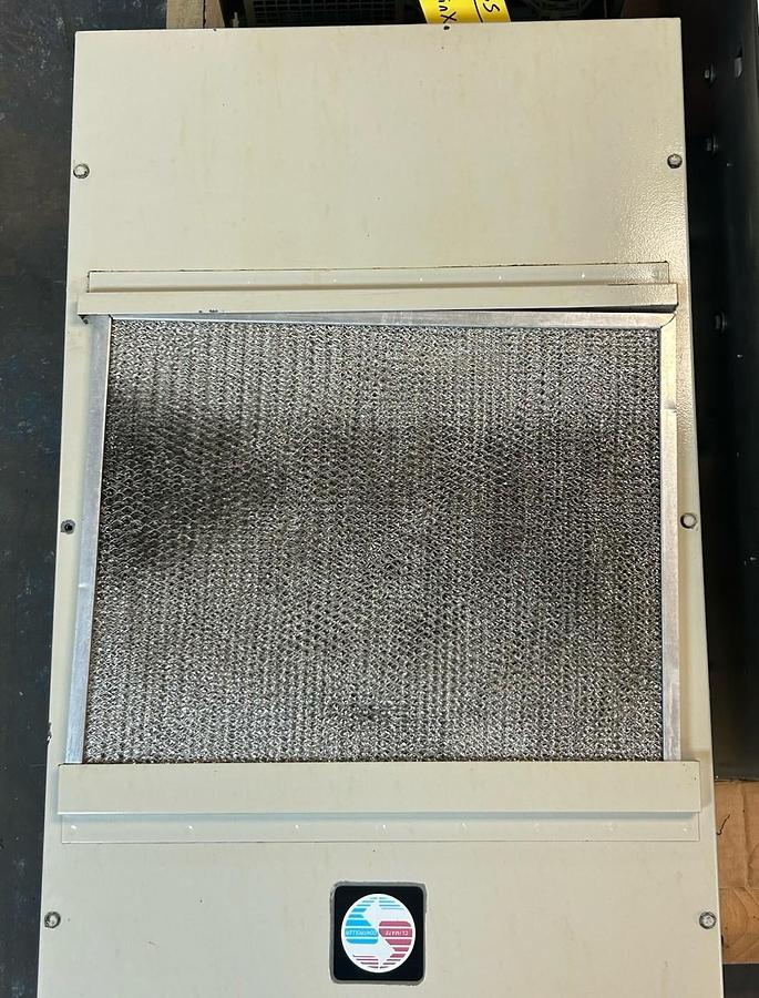 Used MCLEAN MIDWEST,HE-2816-008,HEAT EXCHANGER 1PH 115V -20/155F -29/68C