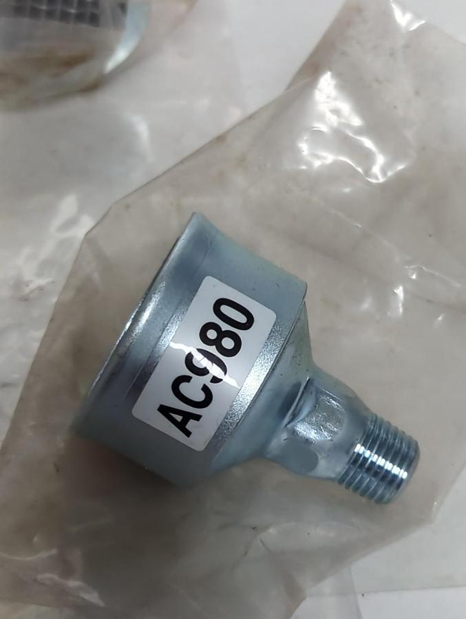 GAST,AC980,GAS TRAP MUFFLER 1/4 INCH NPT LOT OF 4 NOS