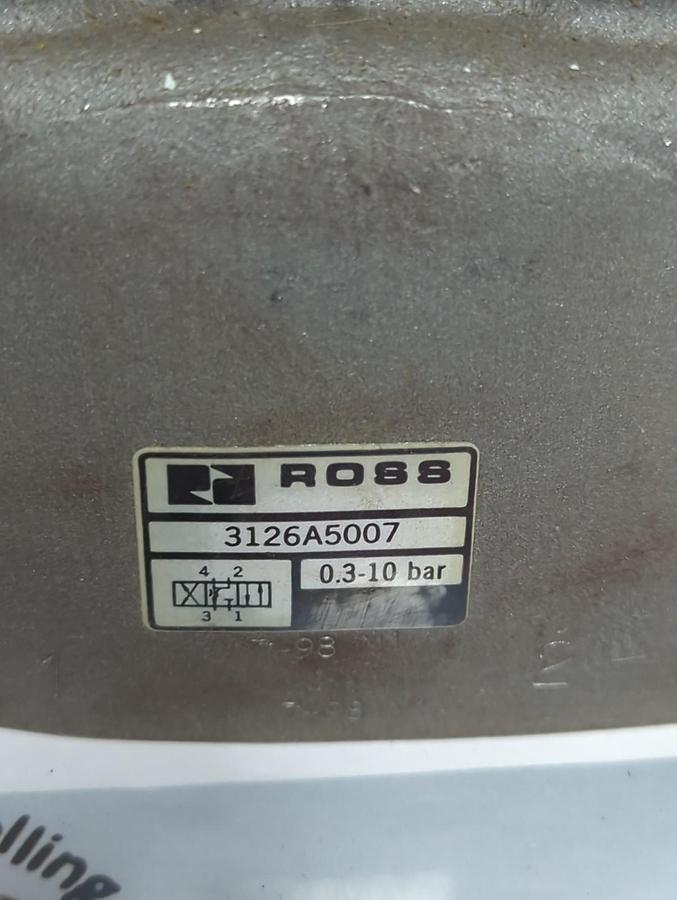 ROSS,3126A5007,HEAVY-DUTY HORIZONTAL HAND LEVER 4-WAY 3-POSITION NOS