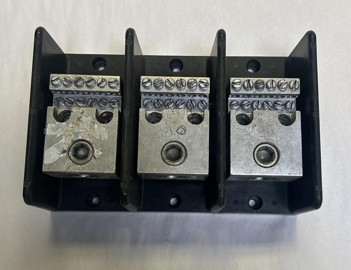 Used GOULD,69083,FUSE HOLDER 3 POLE
