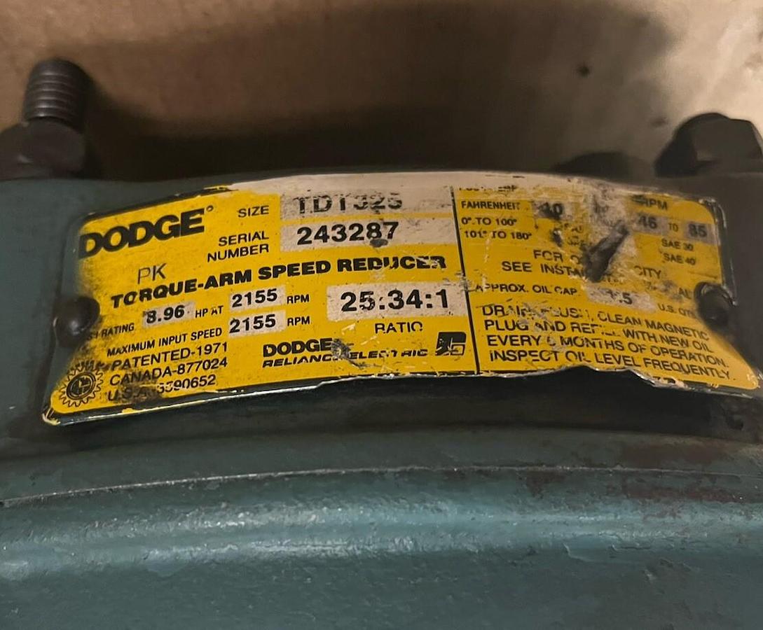 Used DODGE,TDT325,TORQUE ARM SPEED GEAR REDUCER RATIO 25.34 8.96HP 2155RPM